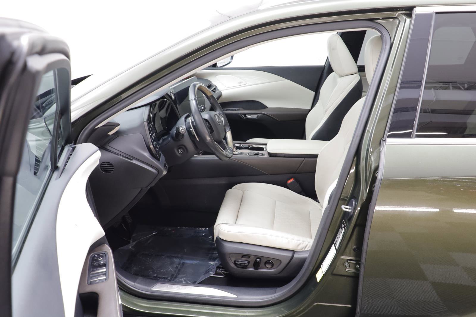 Used 2023 Lexus RX 350 RX 350 Luxury w/ Accessory Package image 6