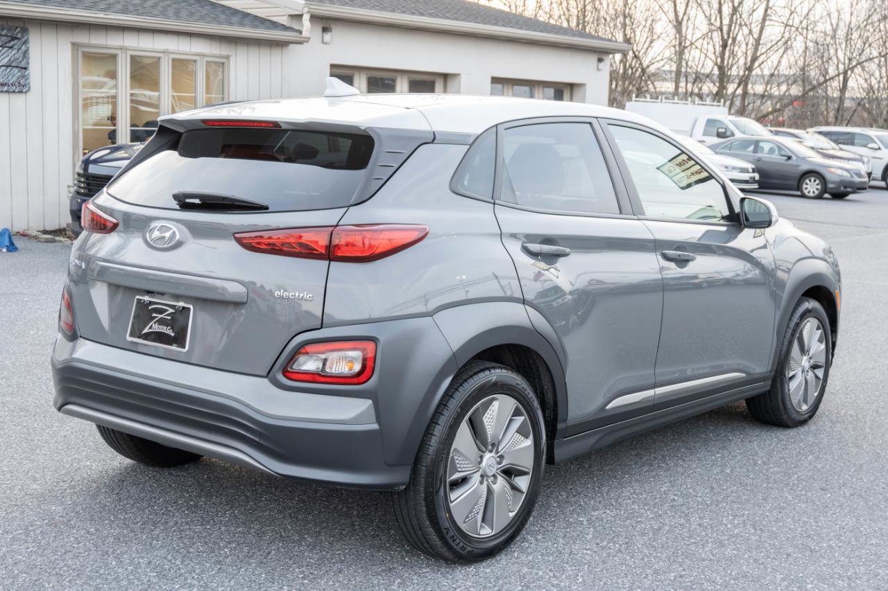 Used 2021 Hyundai Kona SEL image 11