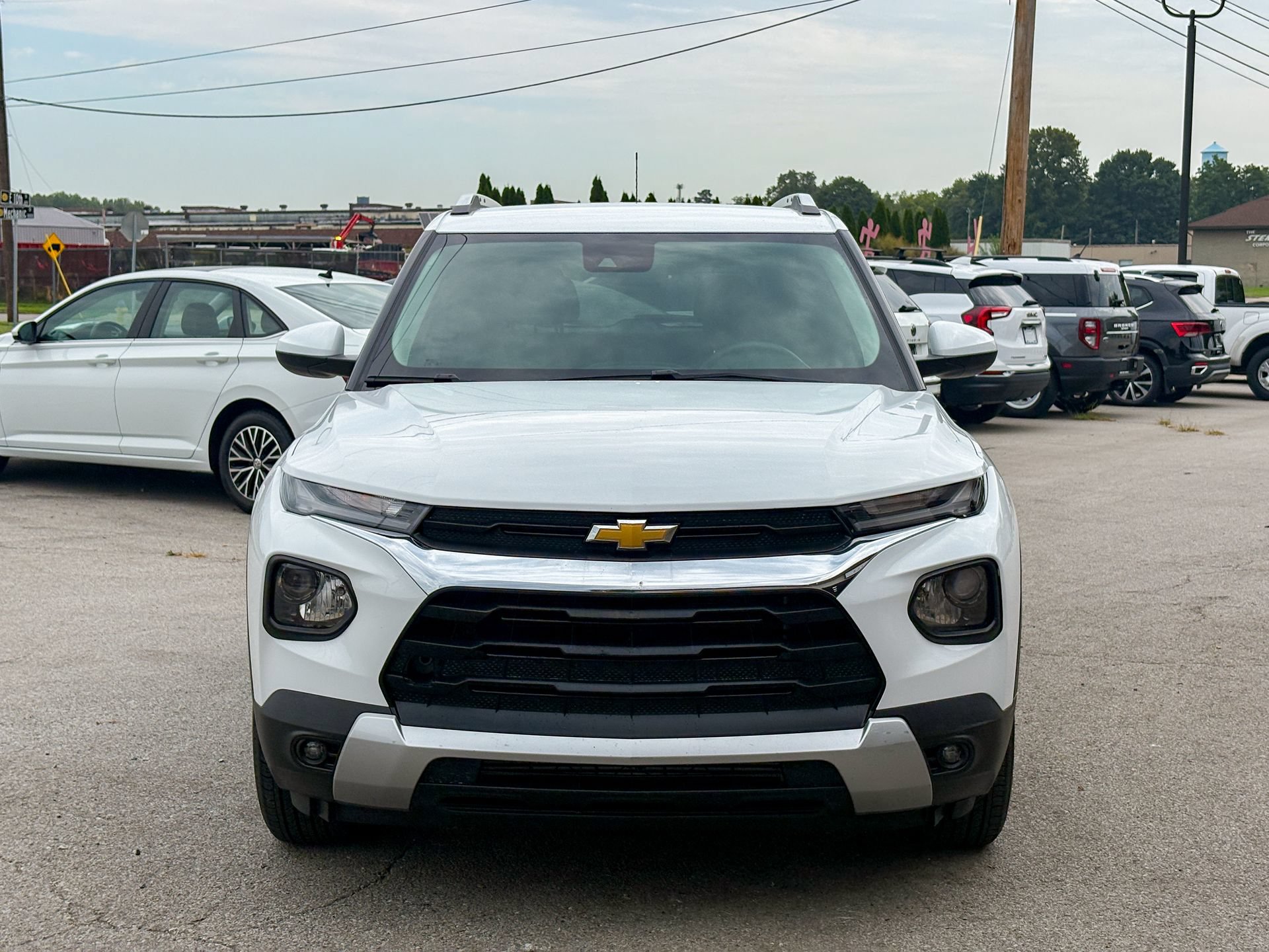 Used 2023 Chevrolet TrailBlazer LT w/ Convenience Package AWD/4WD image 4