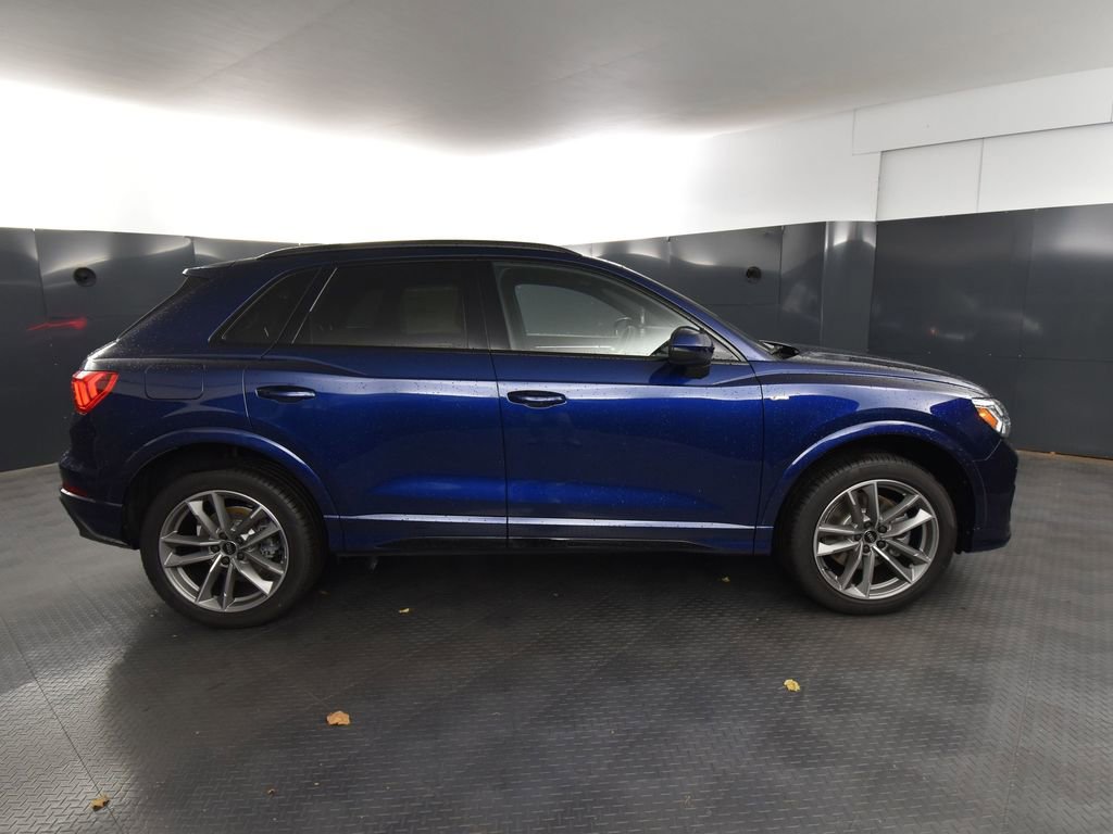 New 2025 Audi Q3 2.0T Premium image 6