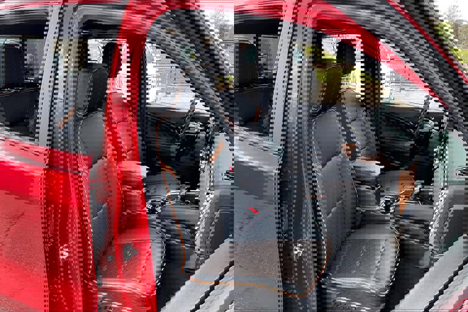 Used 2026 GMC Canyon AT4 w/ Technology Plus Package image 16