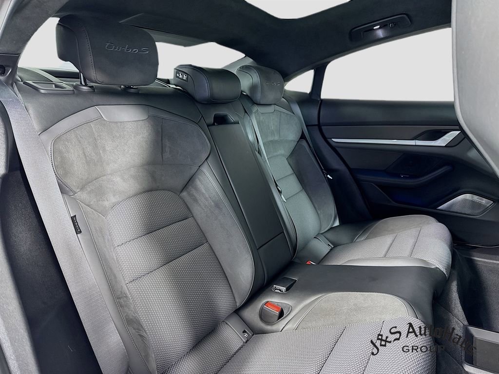 Used 2021 Porsche Taycan Turbo S image 36