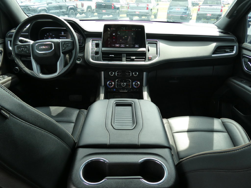 Certified 2024 GMC Yukon SLT w/ SLT Luxury Package AWD/4WD image 23