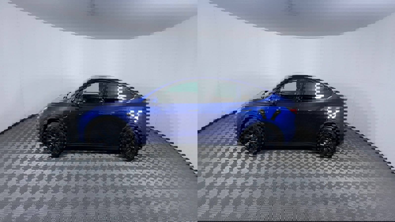 Used 2024 Tesla Model Y Long Range image 5