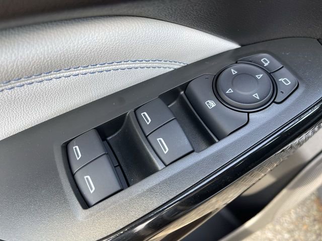 New 2026 Chevrolet Trax LT w/ Sunroof Package FWD image 13