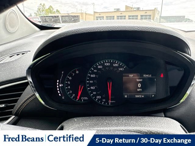 Used 2017 Chevrolet Trax Premier w/ Driver Confidence II Package AWD/4WD image 14