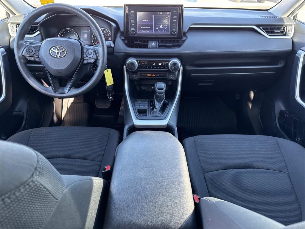 Used 2019 Toyota RAV4 LE image 23