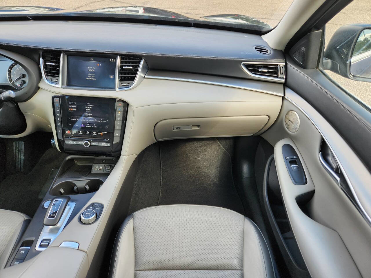 Used 2023 INFINITI QX50 Luxe image 17