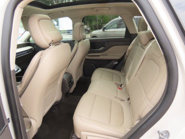 Used 2020 Lincoln Corsair Reserve w/ Elements Package FWD image 18