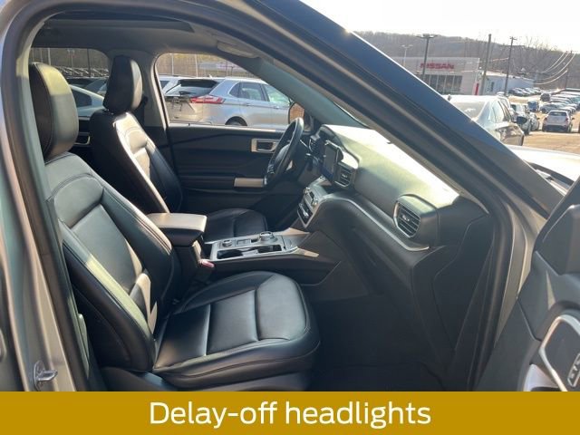 Certified 2022 Ford Explorer XLT w/ Equipment Group 202A image 21