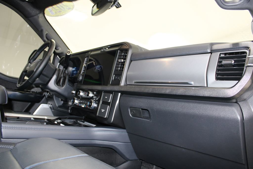 Used 2025 Ford F250 Platinum image 34