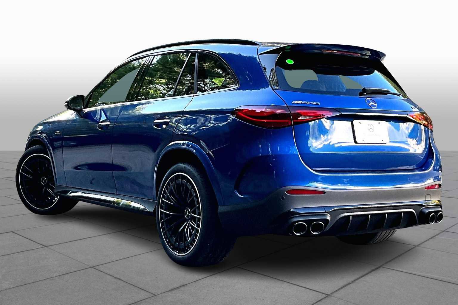 New 2026 Mercedes-Benz GLC 43 AMG 4MATIC image 4