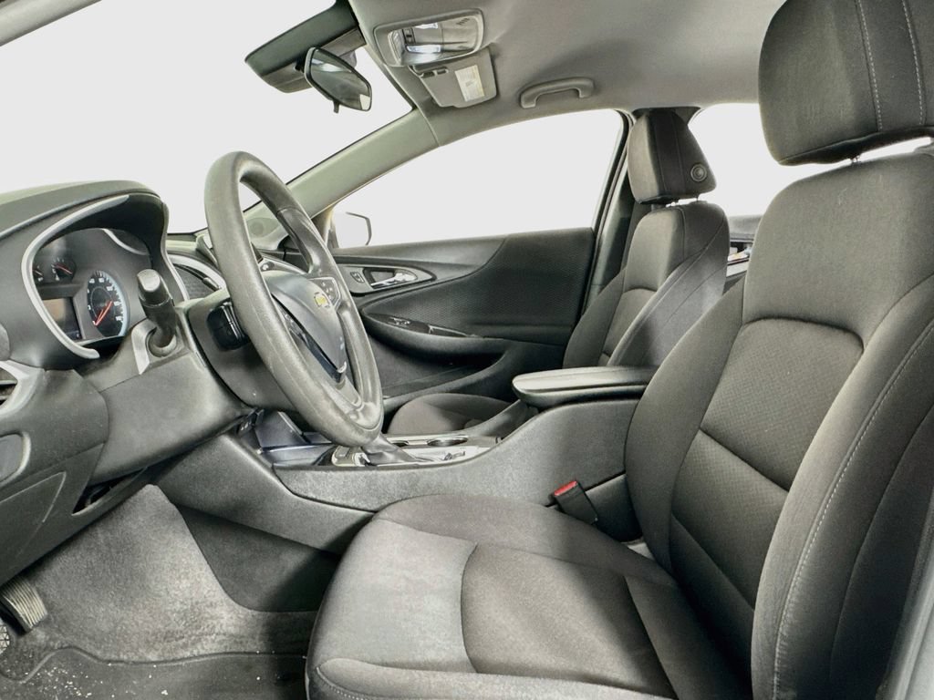Used 2024 Chevrolet Malibu LT FWD image 9