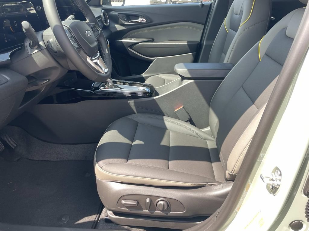 New 2026 Chevrolet Trax ACTIV w/ Driver Confidence Package FWD image 13