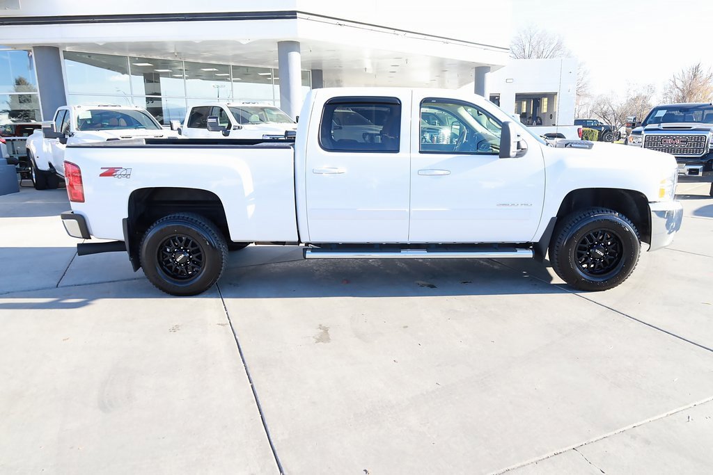 Used 2010 Chevrolet Silverado 2500 LTZ w/ LPO, Protection Package image 7