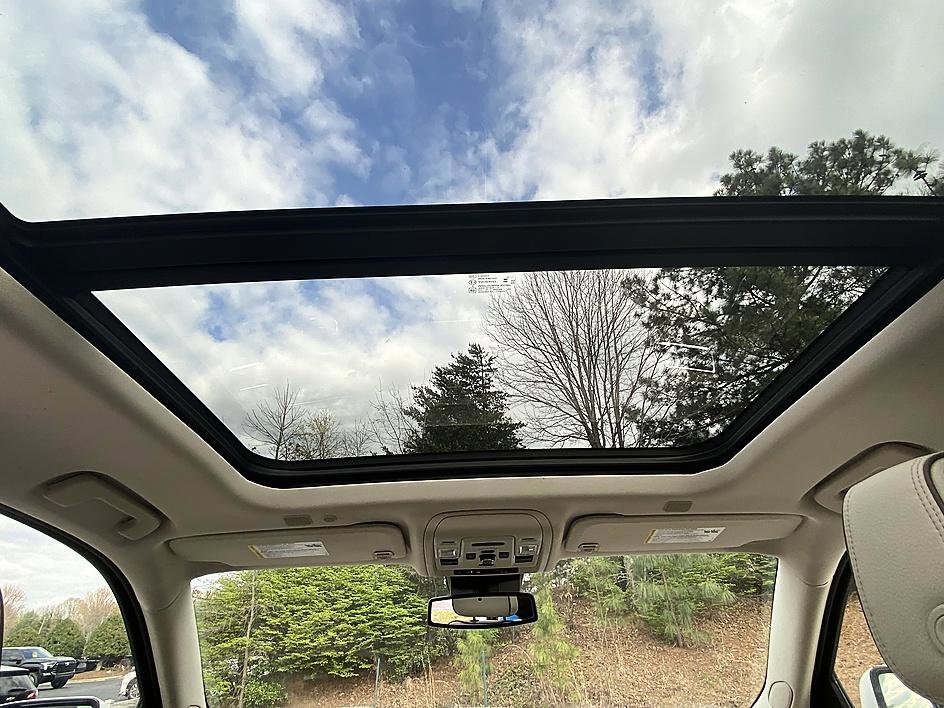 Used 2024 GMC Yukon Denali w/ Max Trailering Package image 21