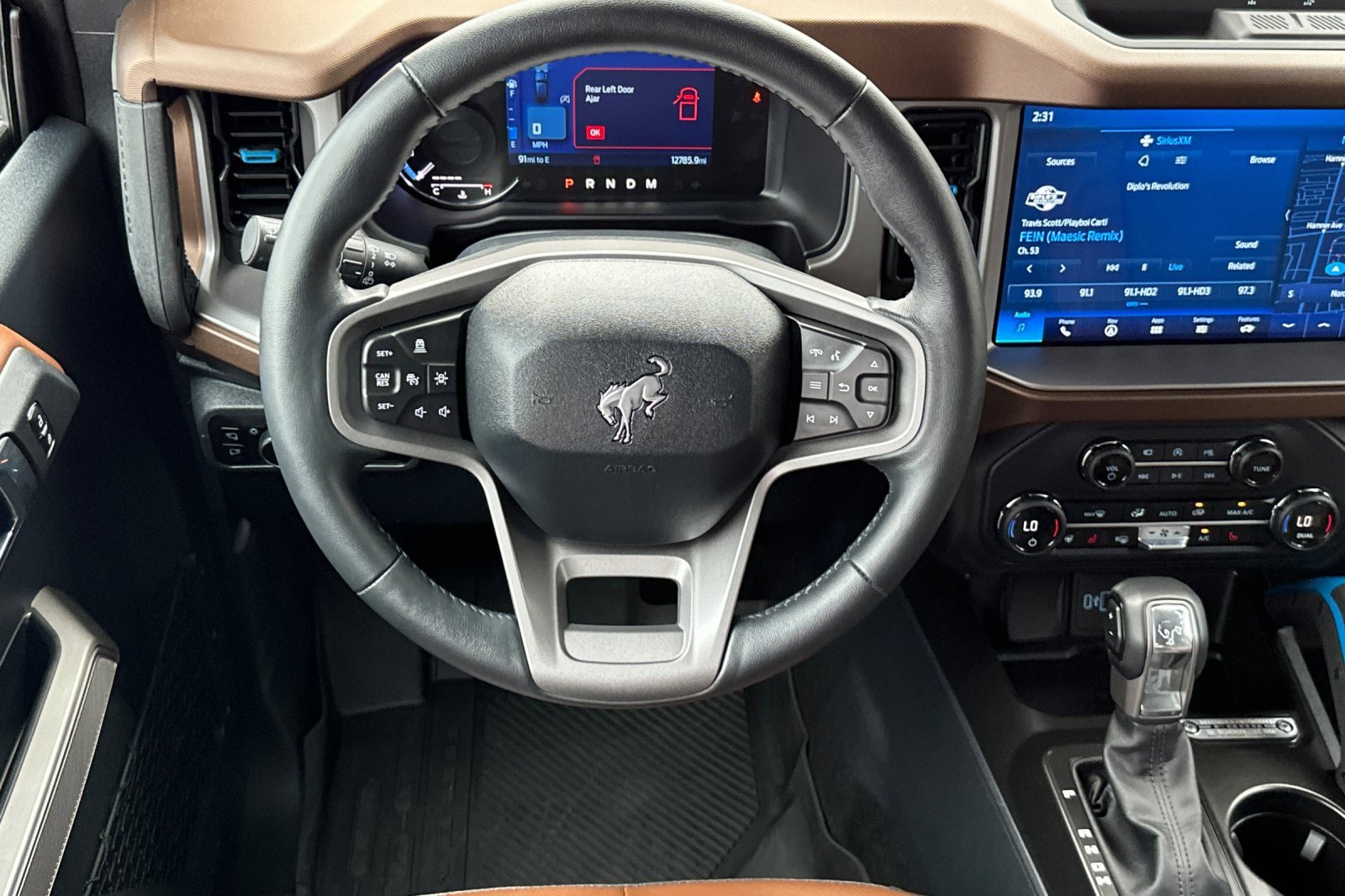 Used 2023 Ford Bronco Outer Banks image 14