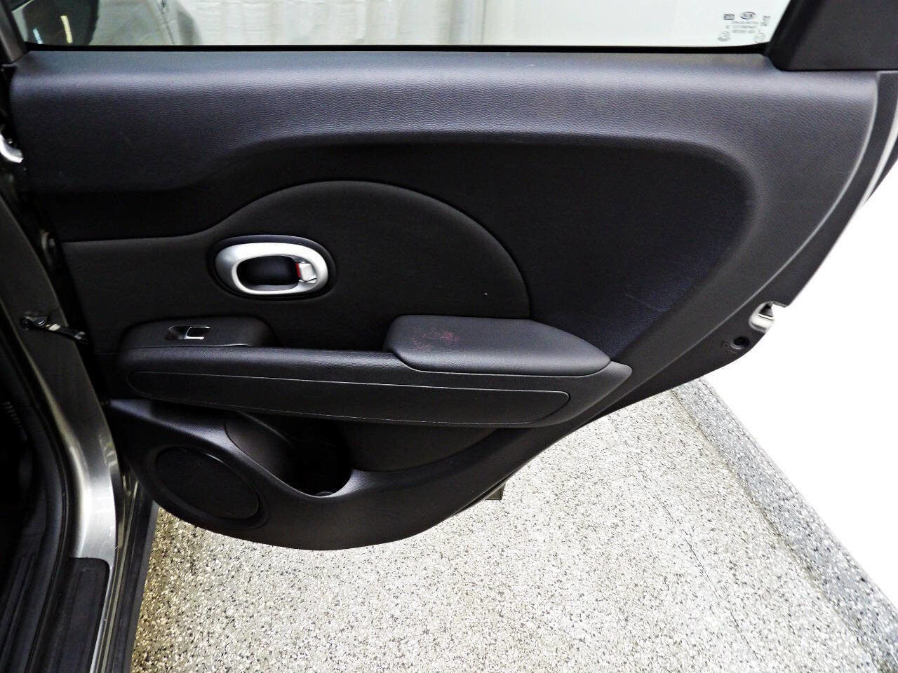 Used 2017 Kia Soul Base 4dr Crossover 6A image 12