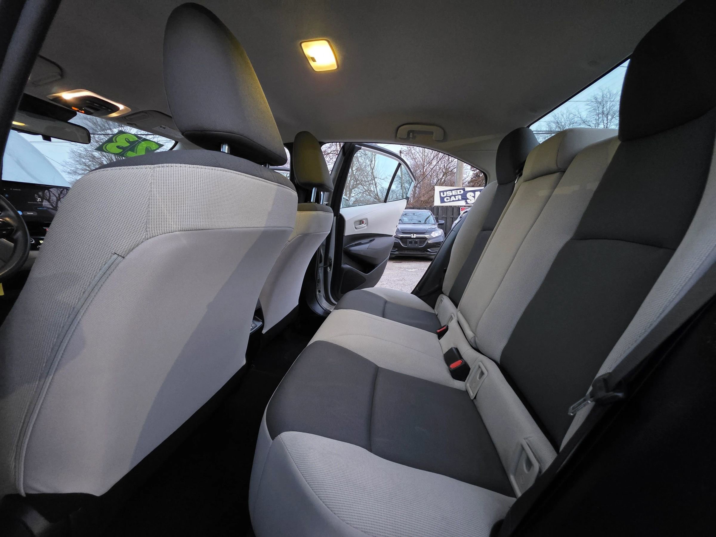 Used 2023 Toyota Corolla LE image 16