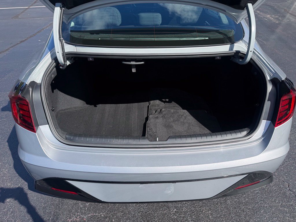 Used 2023 Hyundai Sonata SEL w/ Cargo Package FWD image 18