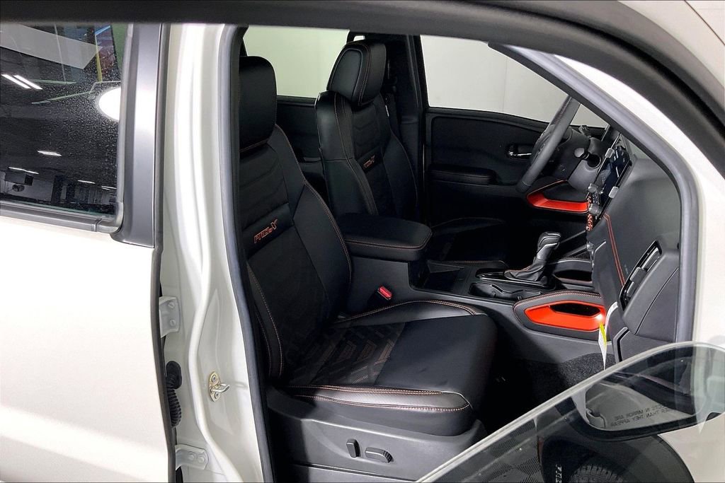 Certified 2025 Nissan Frontier Pro-X w/ Pro Premium Package image 10