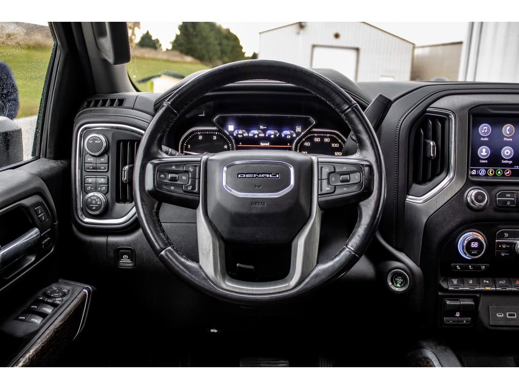 Used 2023 GMC Sierra 3500 Denali w/ Denali Ultimate Package image 27