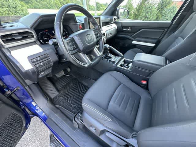 Used 2024 Toyota Tacoma TRD Off-Road AWD/4WD image 15