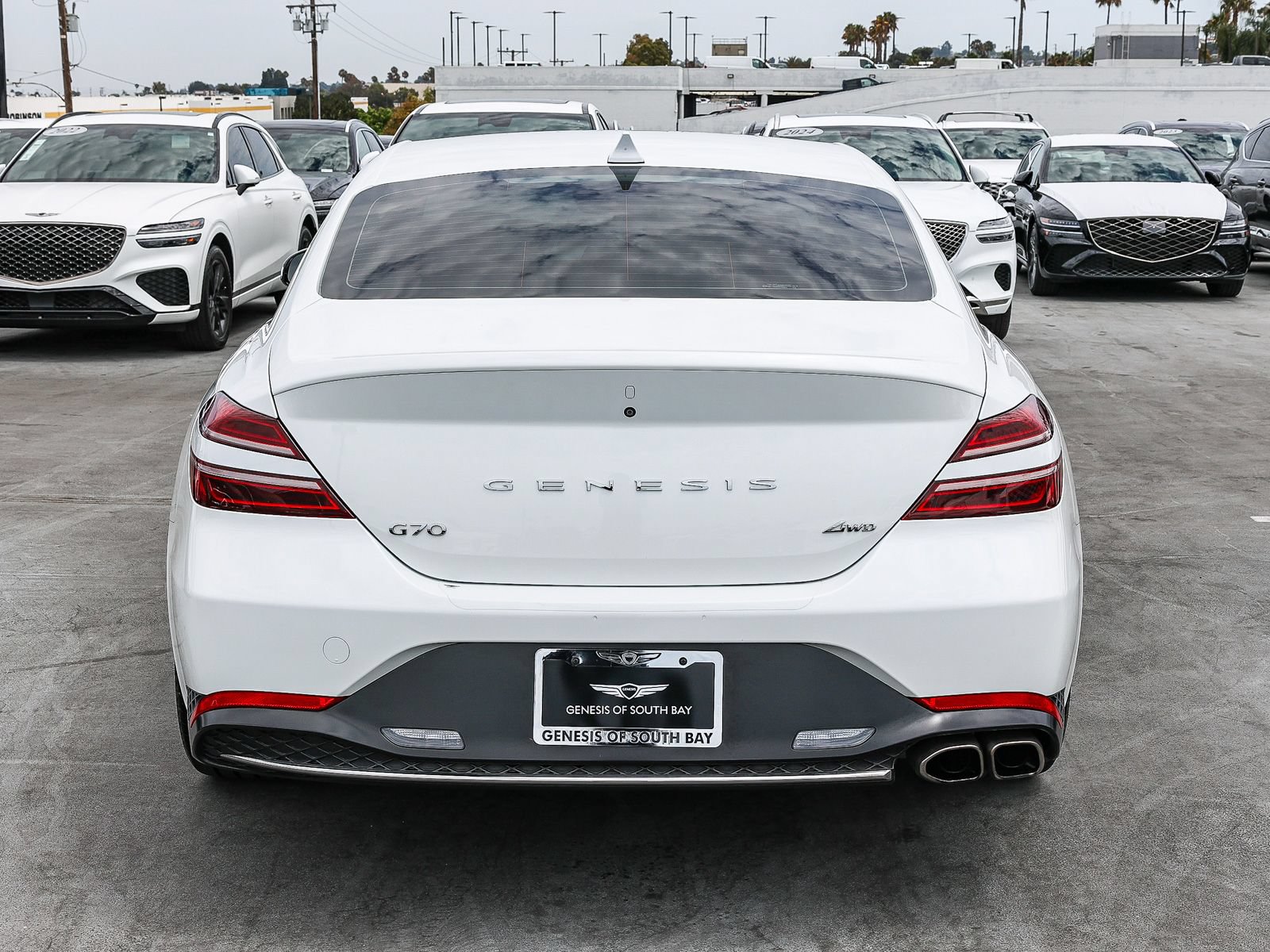 Used 2023 Genesis G70 2.0T AWD/4WD image 5