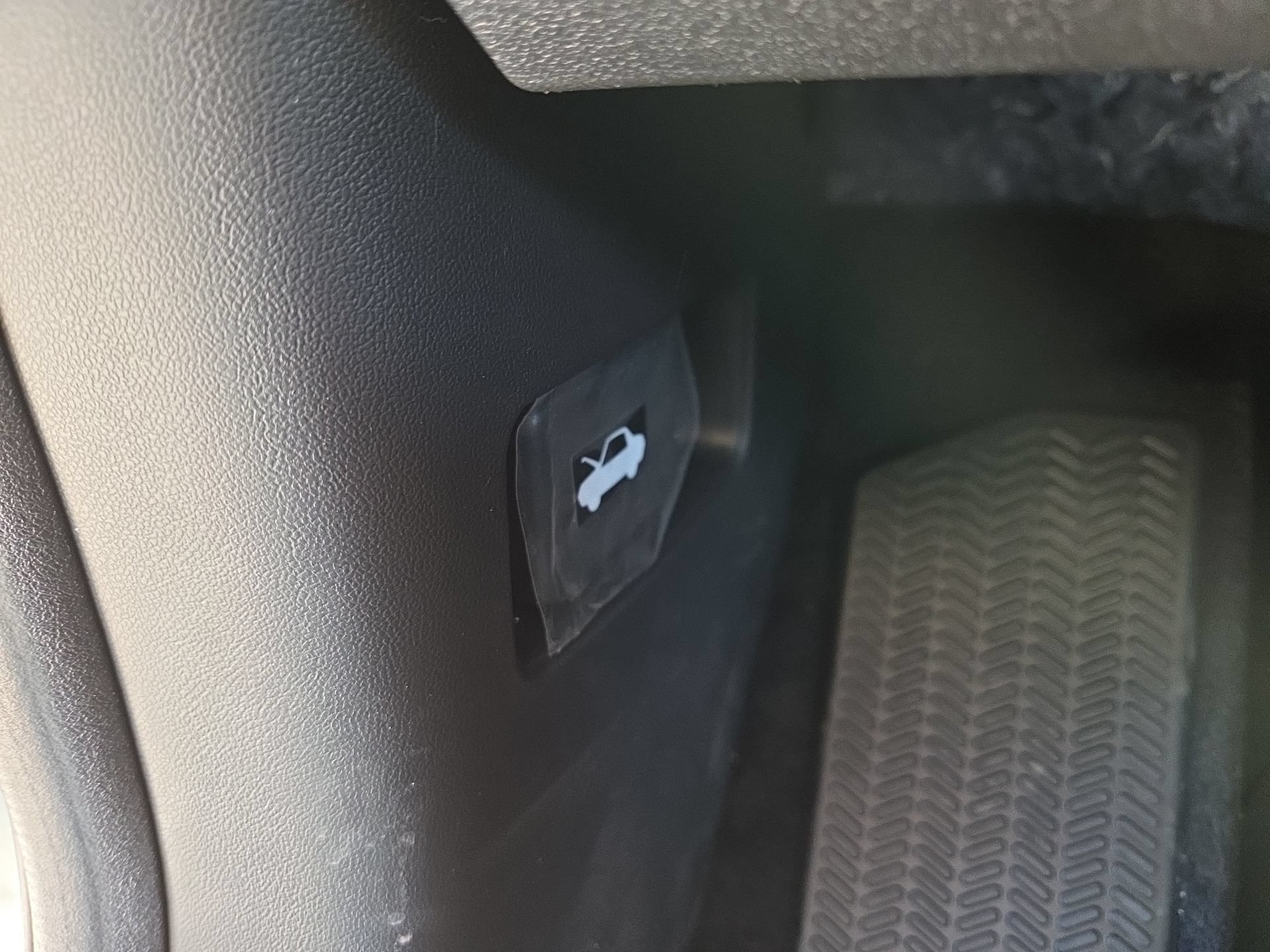 New 2027 Honda HR-V EX-L image 13