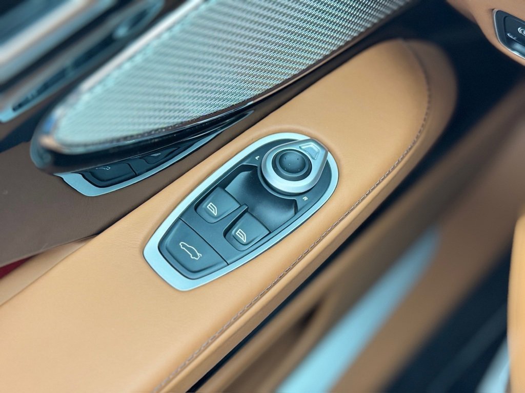 New 2025 Aston Martin DB12 Convertible image 30