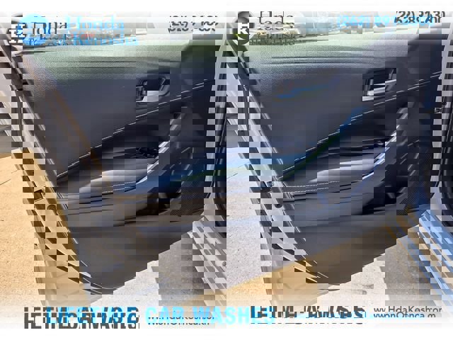 Used 2021 Toyota Corolla SE image 20