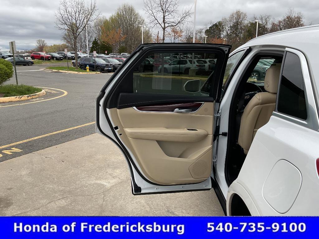 Used 2019 Cadillac XT5 Luxury FWD image 15
