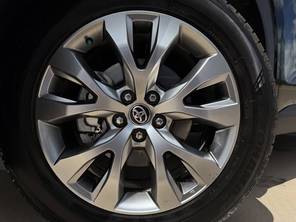 Used 2024 Toyota Grand Highlander FWD image 9