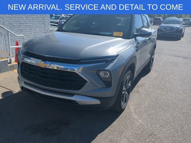 Used 2024 Chevrolet TrailBlazer LT w/ Driver Confidence Package