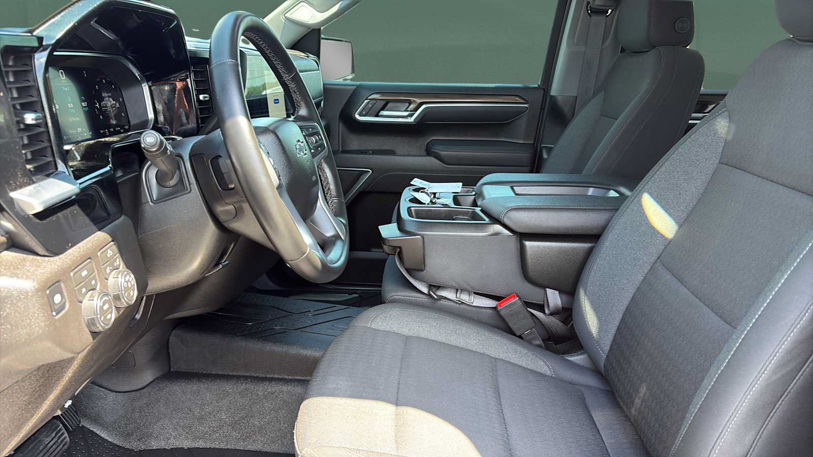 Used 2026 Chevrolet Silverado 1500 RST w/ RST Select Package AWD/4WD image 22