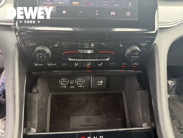 Used 2022 Jeep Grand Cherokee Altitude AWD/4WD image 19