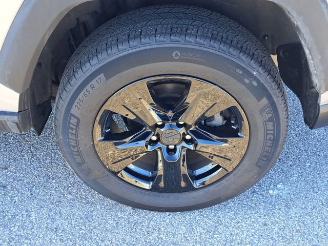 Used 2023 Toyota RAV4 XLE image 28