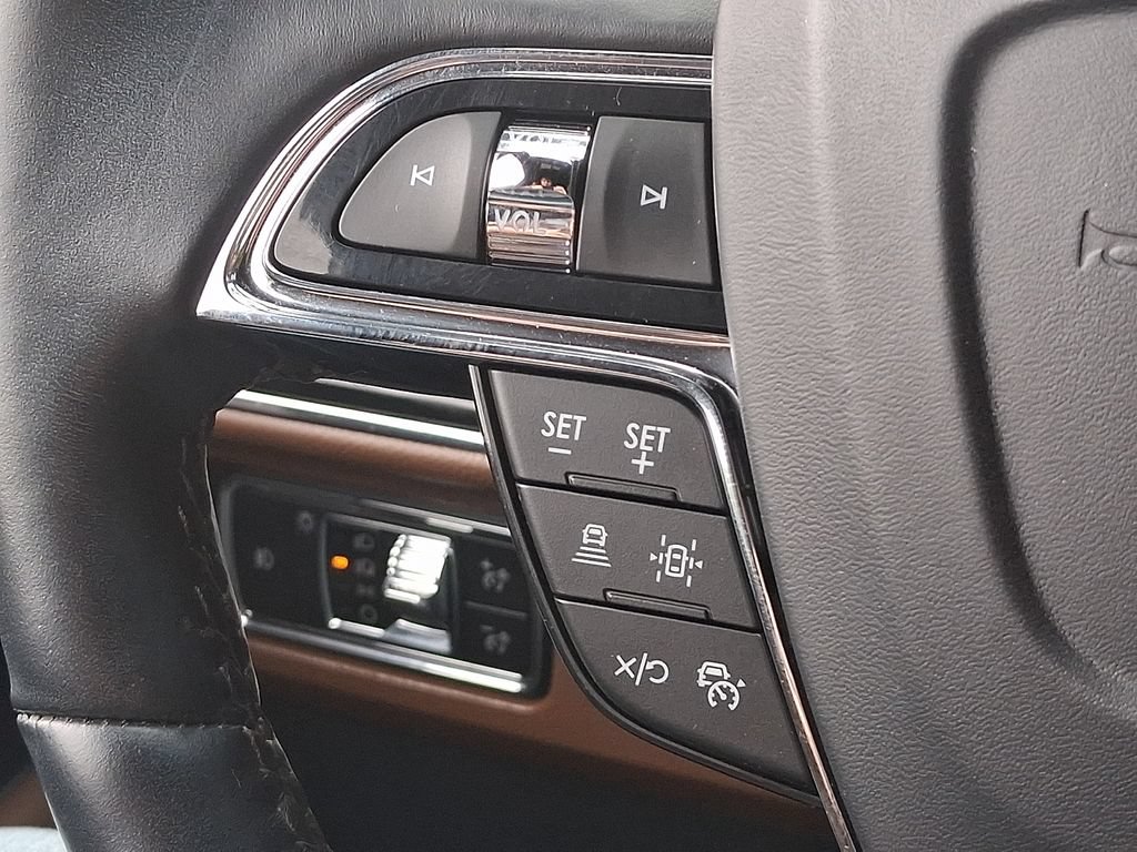 Used 2024 Lincoln Navigator Reserve AWD/4WD image 21