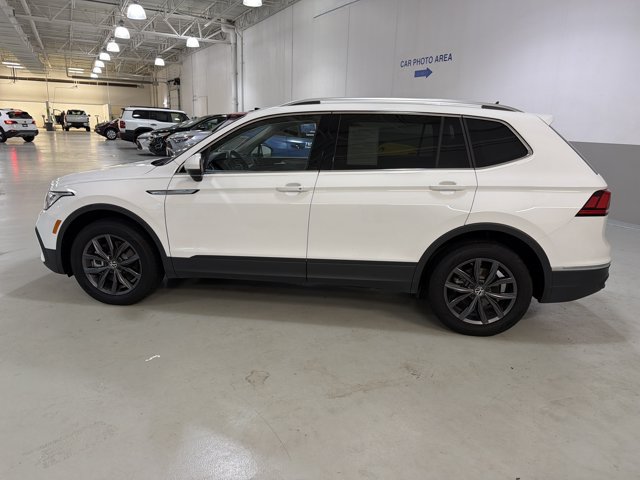 Certified 2024 Volkswagen Tiguan SE AWD/4WD image 5