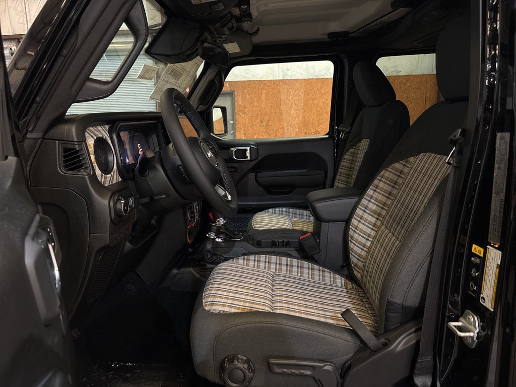 New 2026 Jeep Wrangler Unlimited Sport AWD/4WD image 16