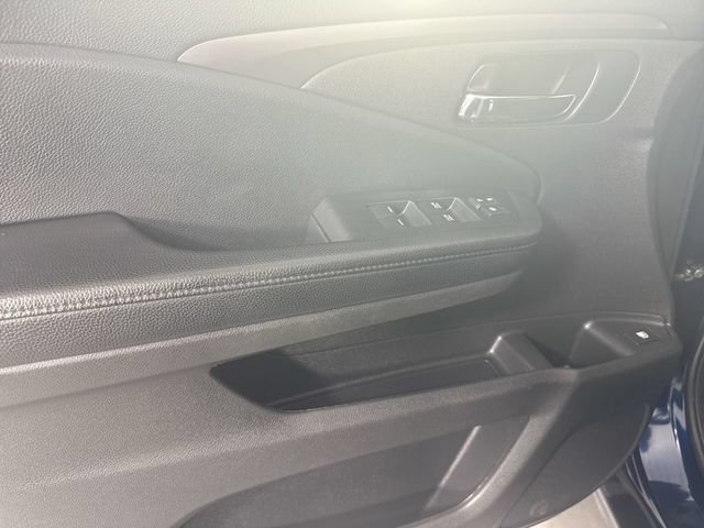 Used 2022 Honda Pilot Sport image 20