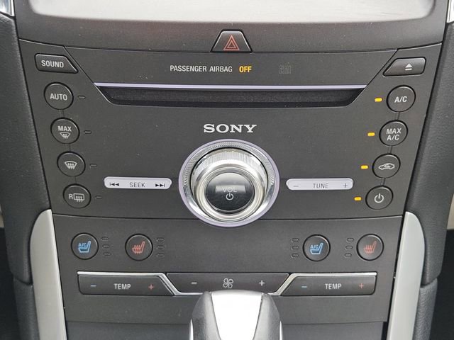 Used 2018 Ford Edge Titanium w/ Equipment Group 301A FWD image 17