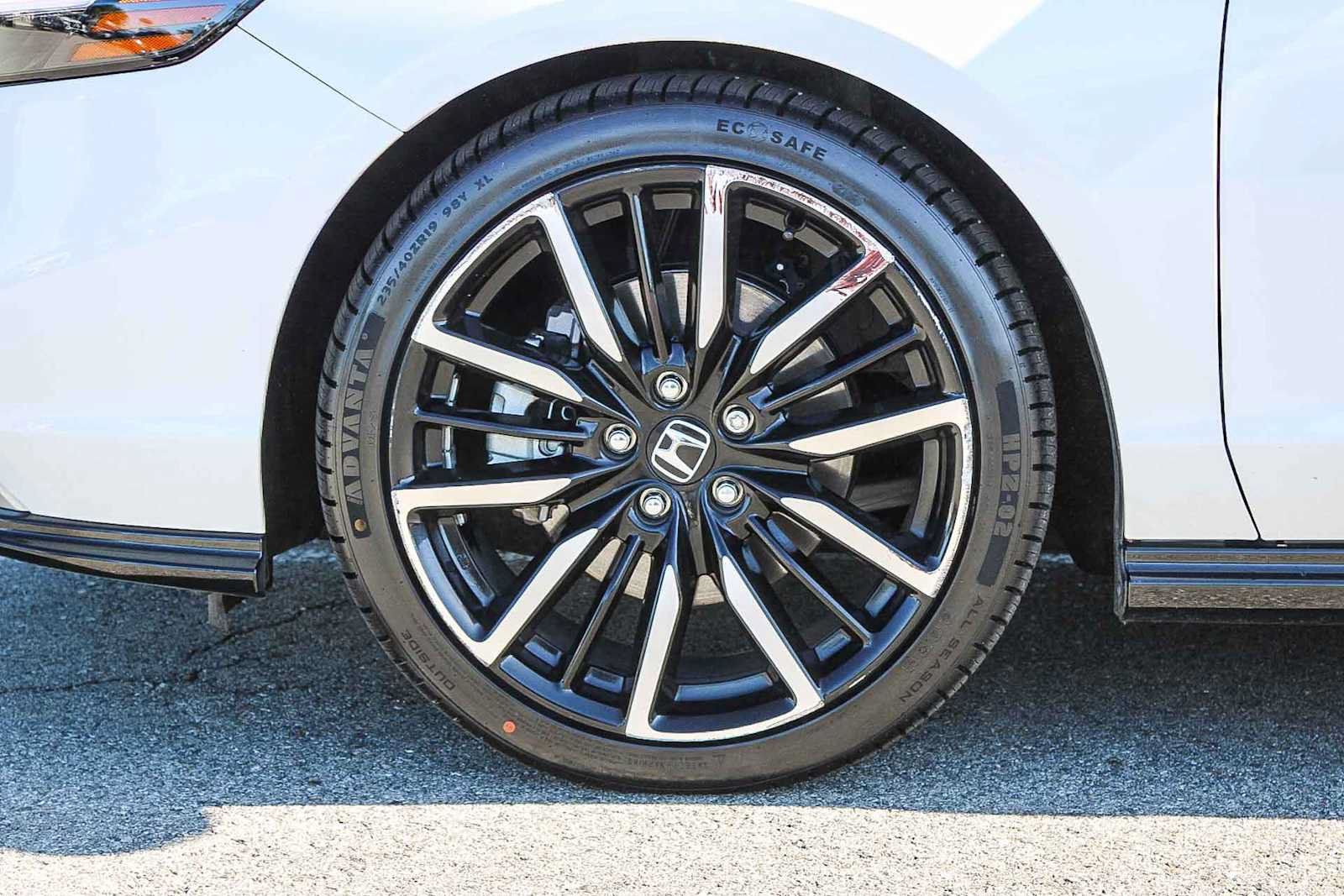 Certified 2024 Honda Accord Touring image 11