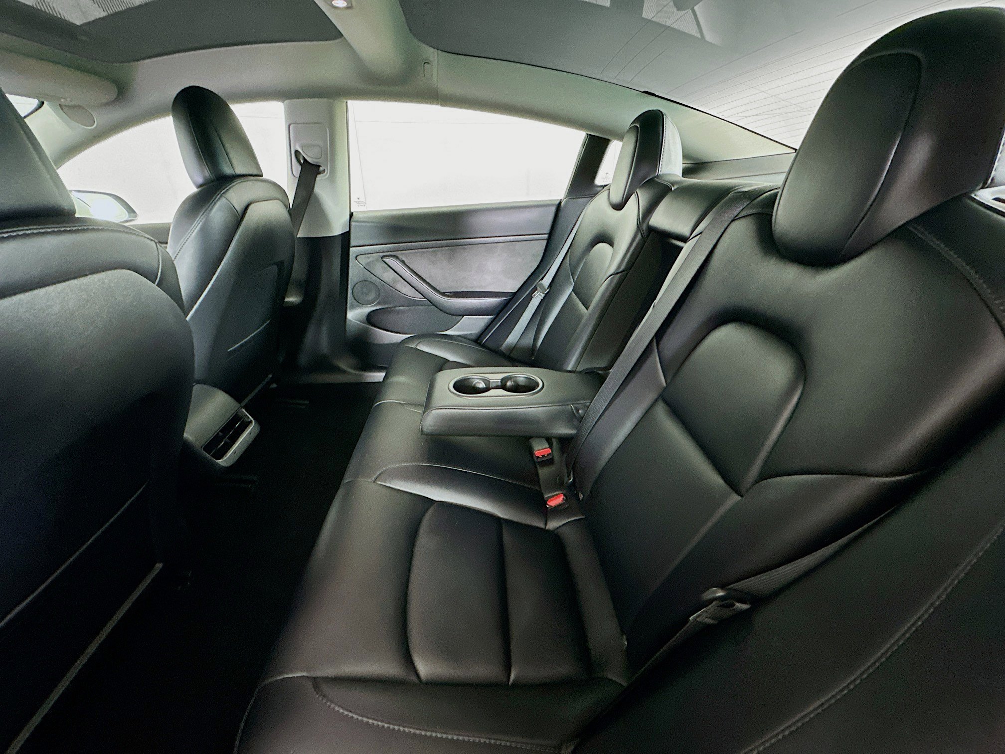 Used 2023 Tesla Model 3 Standard Range image 27