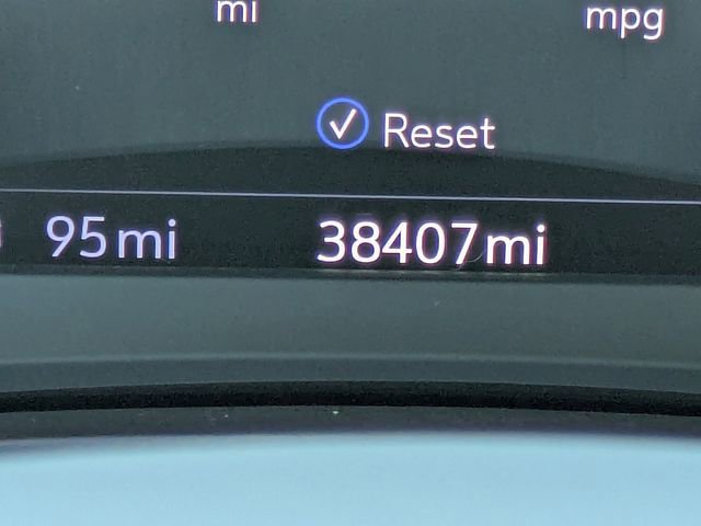 Certified 2023 Cadillac XT6 Premium Luxury w/ Technology Package image 32