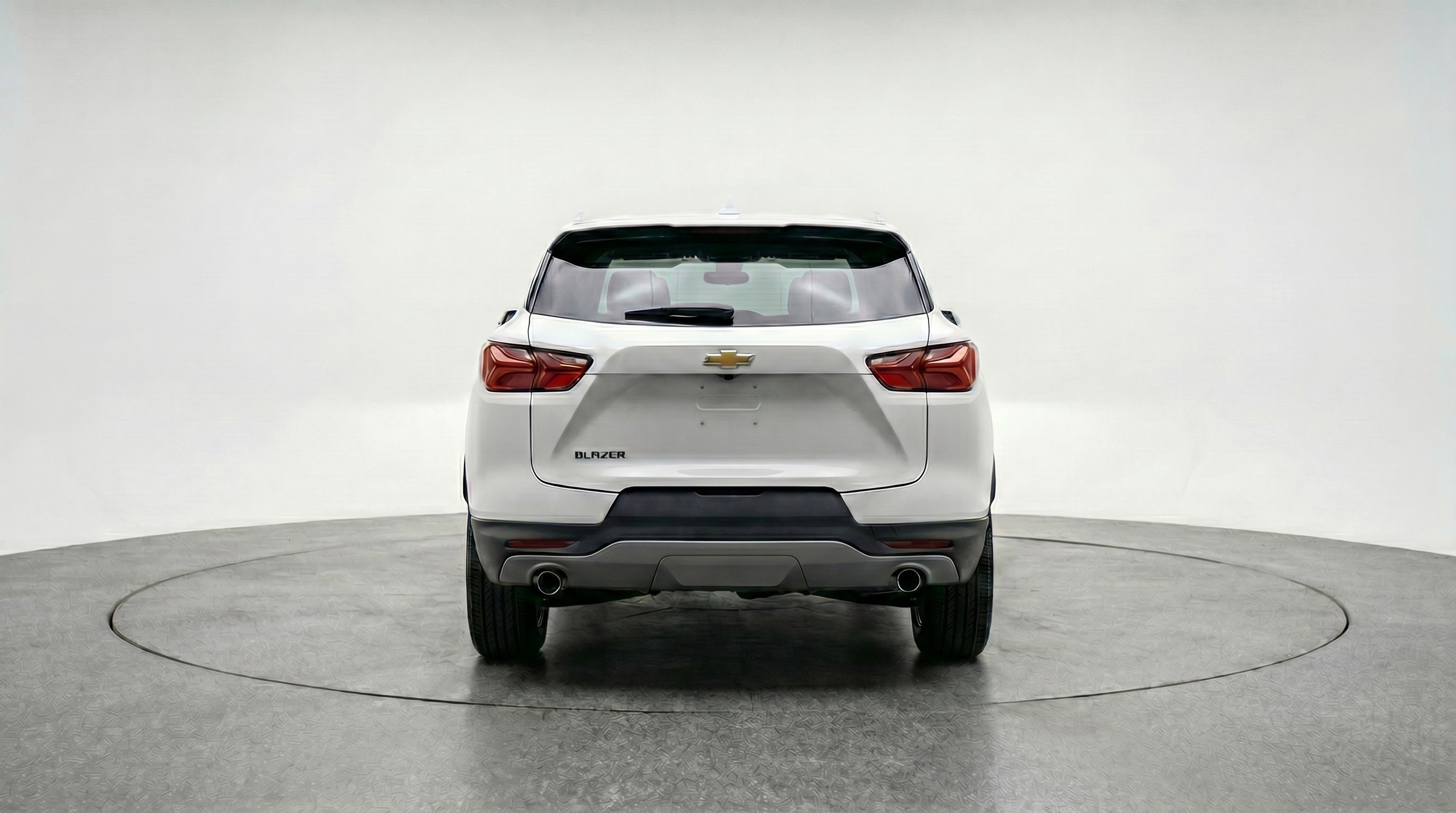 Used 2025 Chevrolet Blazer LT FWD image 7