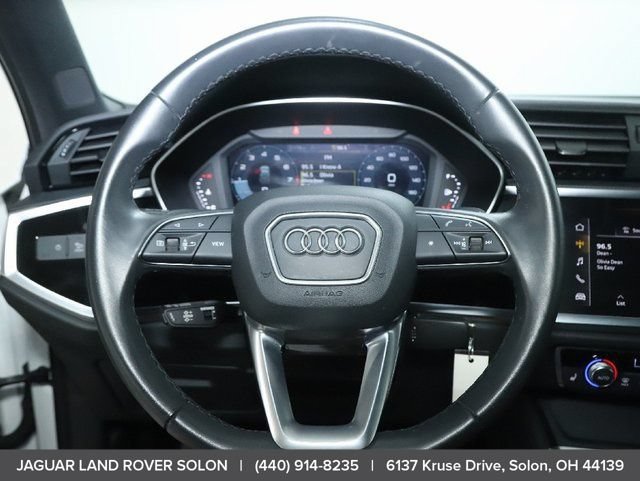 Used 2025 Audi Q3 2.0T Premium AWD/4WD image 21