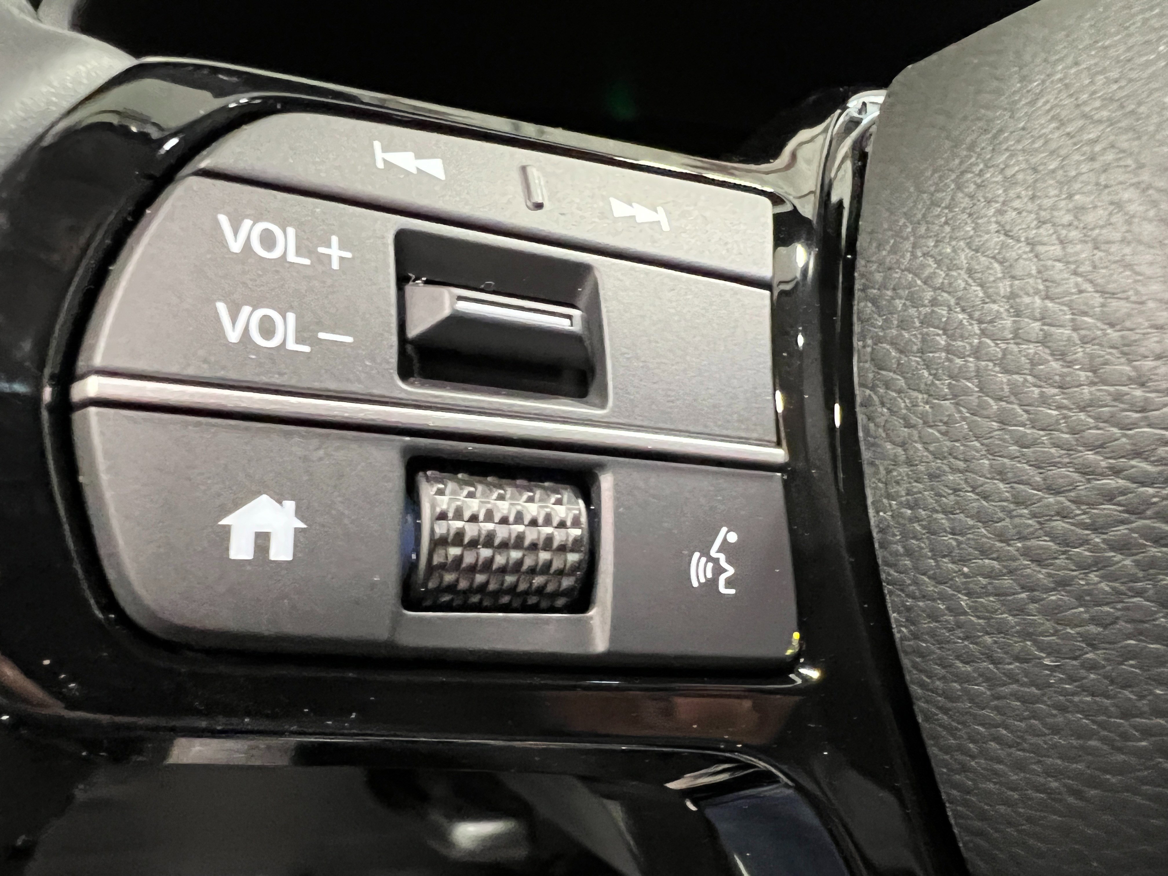 New 2025 Honda HR-V EX-L image 21