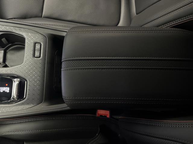 Used 2024 Jeep Wagoneer Launch Edition image 21