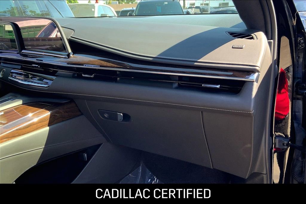 Certified 2023 Cadillac Escalade Sport Platinum w/ LPO, ONYX Package AWD/4WD image 18